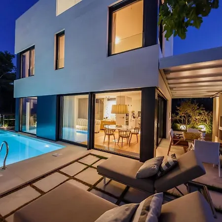 Luxury Gama Prestige With Pool * Sutivan